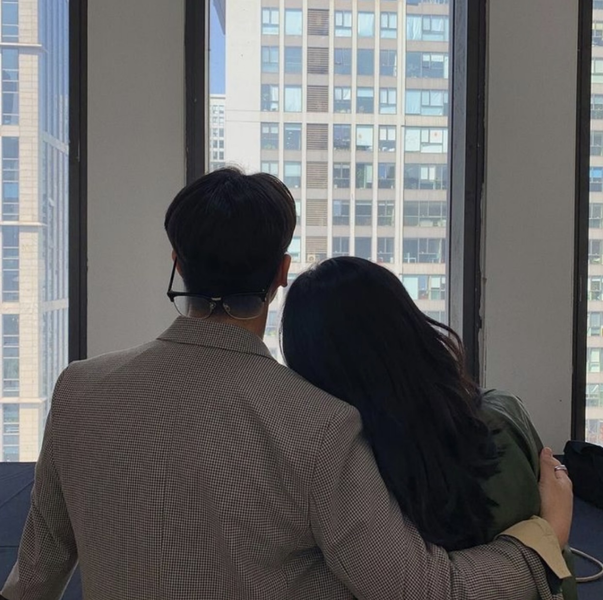 LẶNG LẼ NHÌN ANH LẦN CUỐI