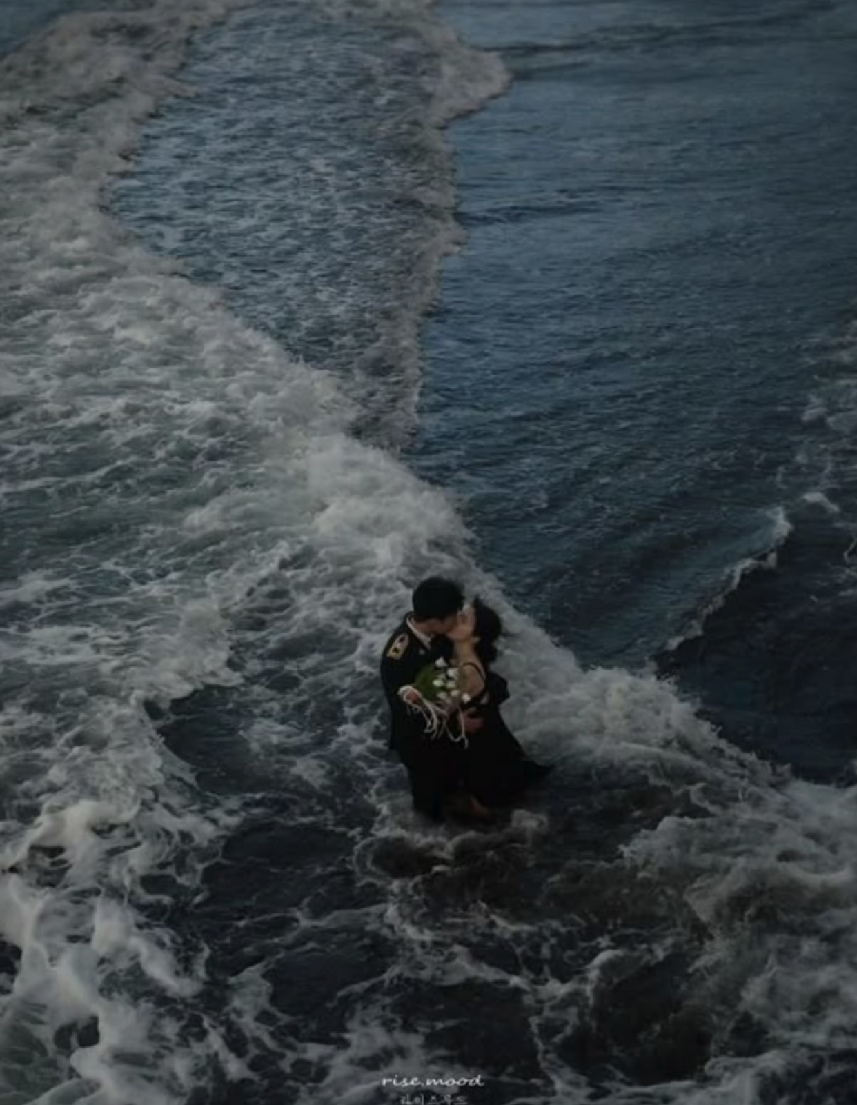 TẬN CÙNG CỦA NỖI ĐAU