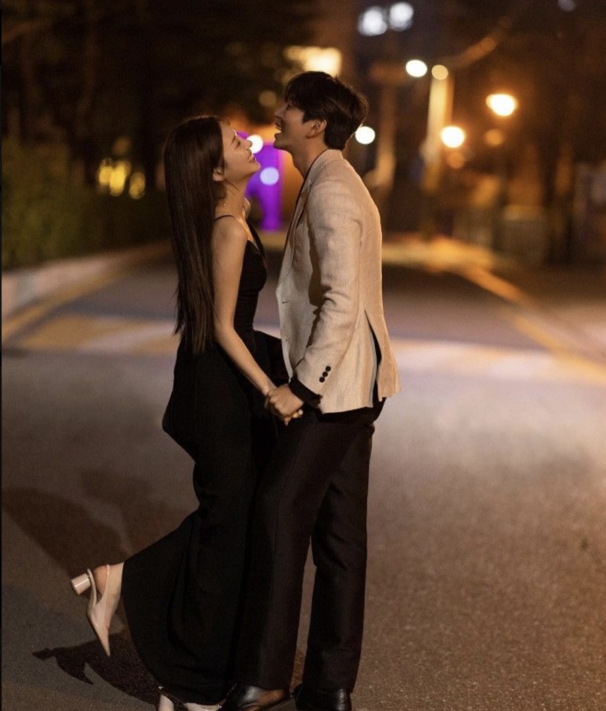 TÌNH YÊU CÒN MÃI