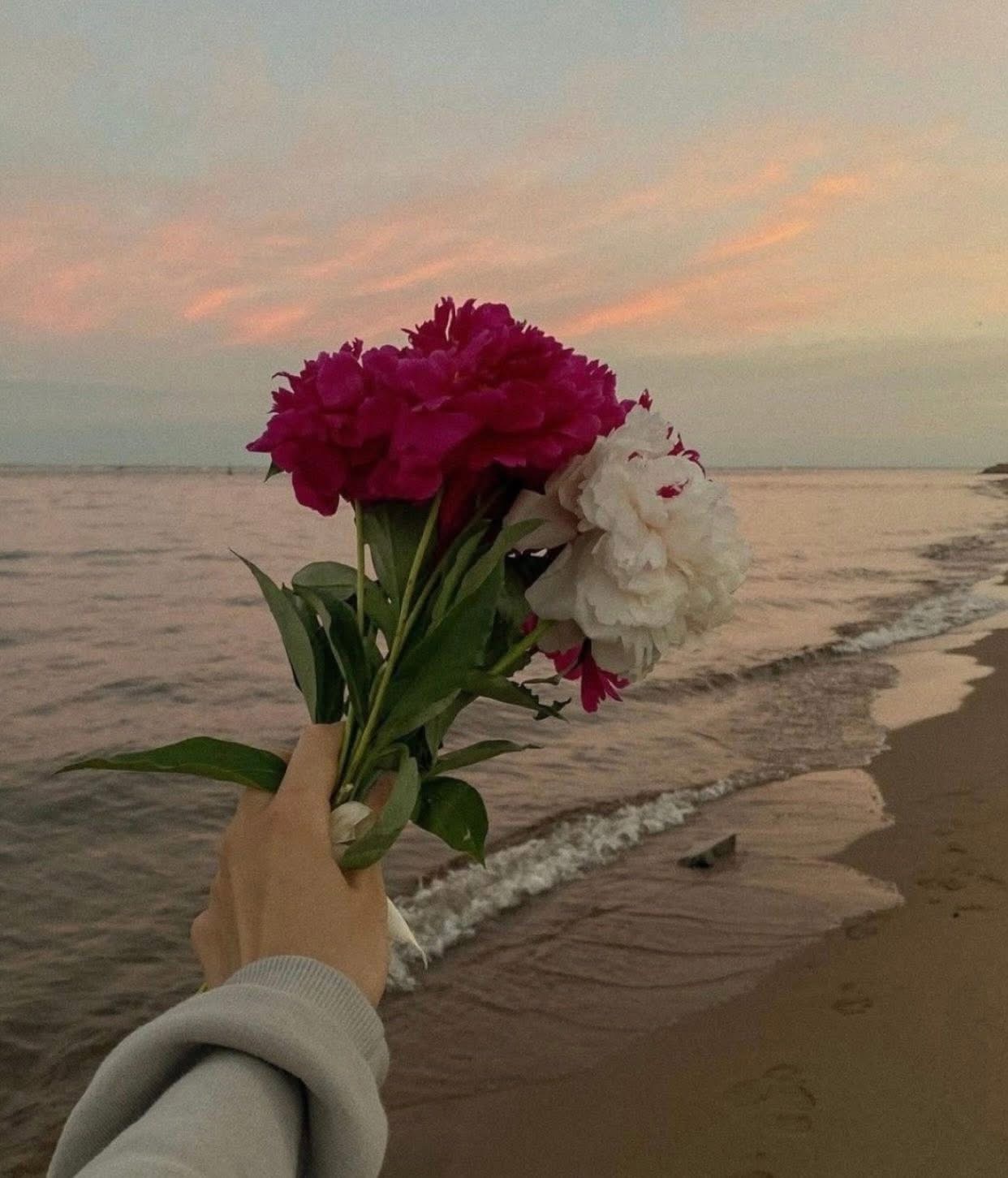 TRỌNG SINH TRỞ LẠI TÔI DẠY CHỊ DÂU MỘT BÀI HỌC