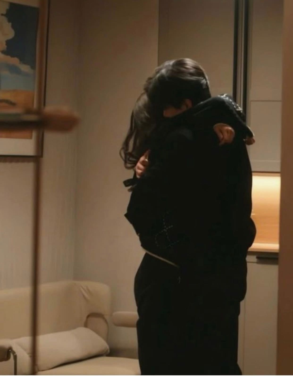 ĐOÁ HỒNG ẤY KHÔNG THUỘC VỀ TÔI