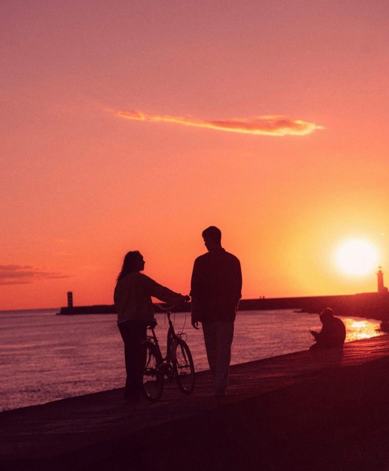 MỘT TRÁI TIM CHỨA HÀNG NGÀN CÔ GÁI