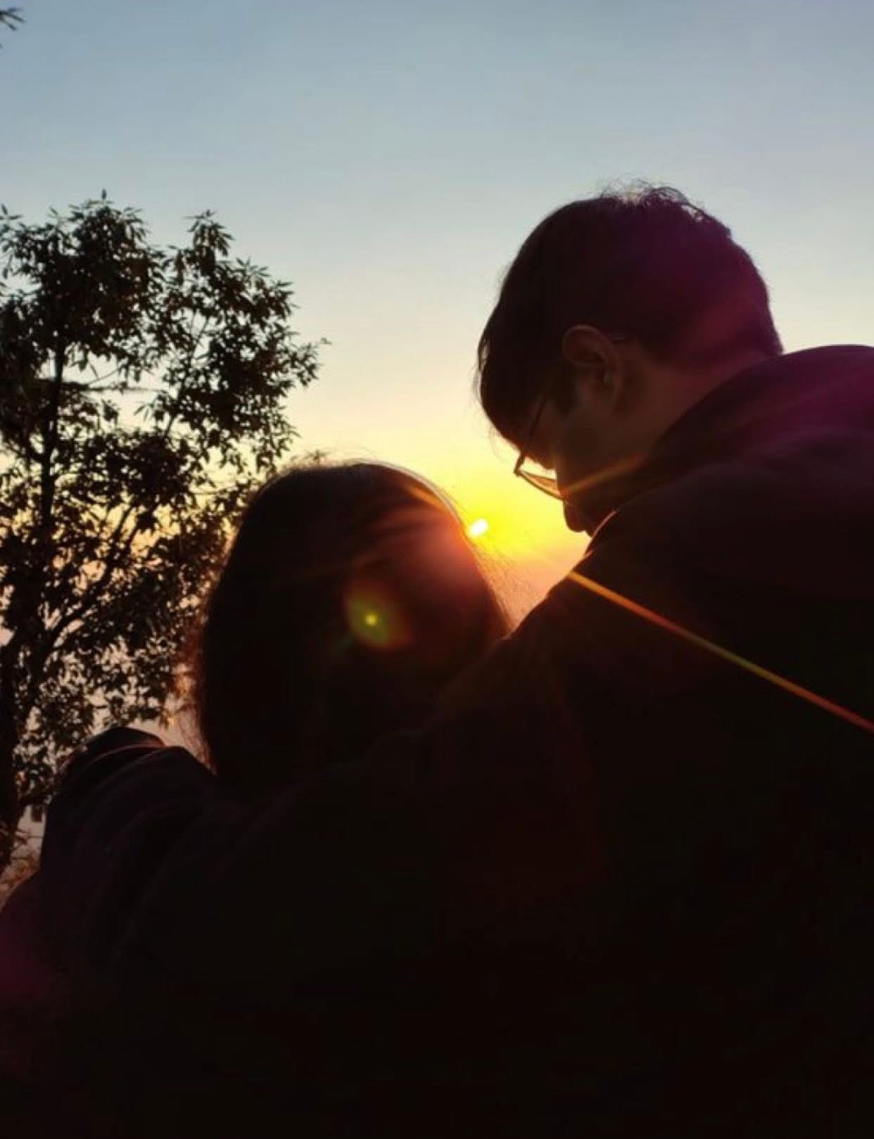 BỎ LẠI THANH XUÂN