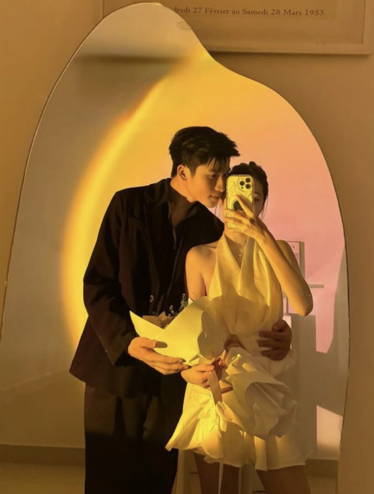 CHỒNG NGHĨ TÔI LÀ KẺ ĐÀO MỎ