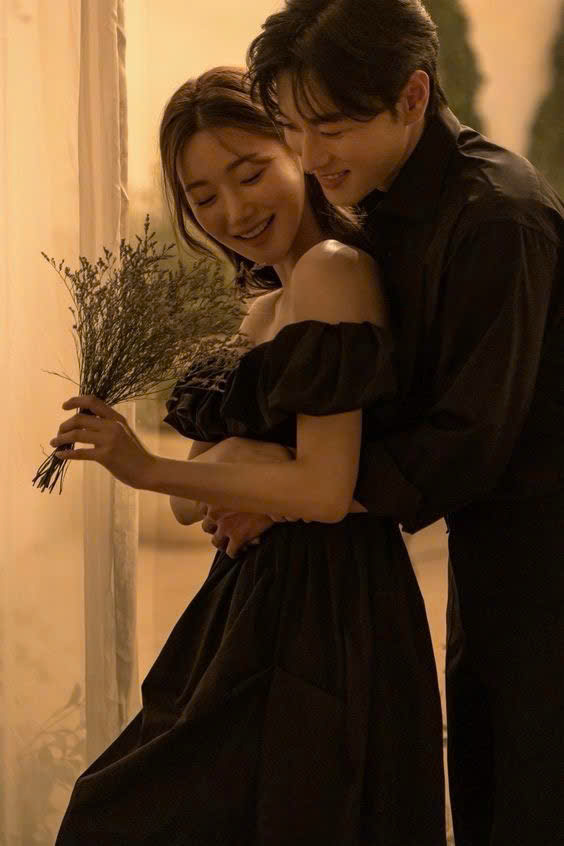 Mỹ Nữ Xem Mắt Hóa Tổng Tài Phu Nhân