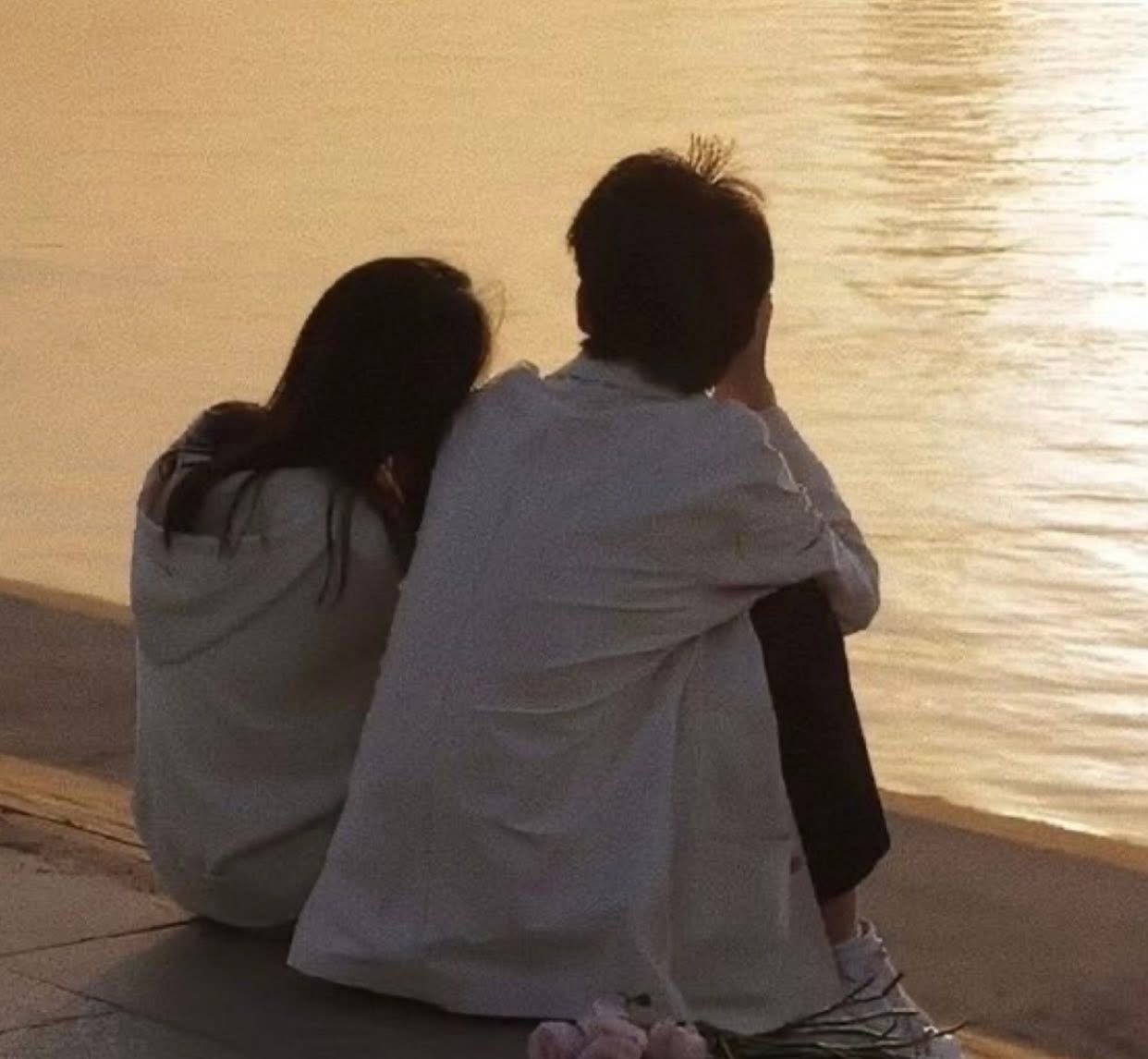 HÉ LỘ TẤM BƯU THIẾP