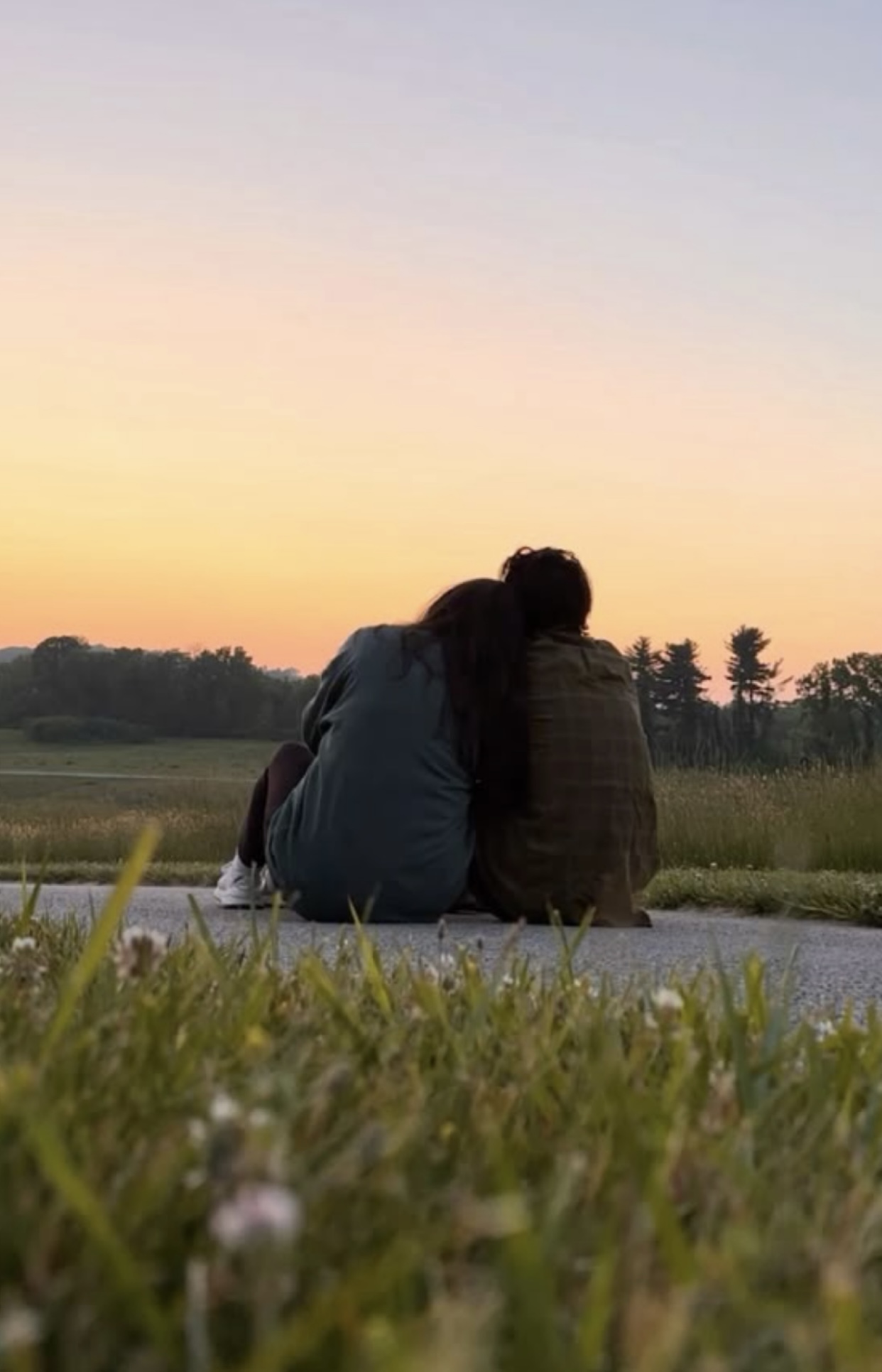 CHIM HOÀNG YẾN CỦA CHỒNG LÊN MẶT DẠY ĐỜI