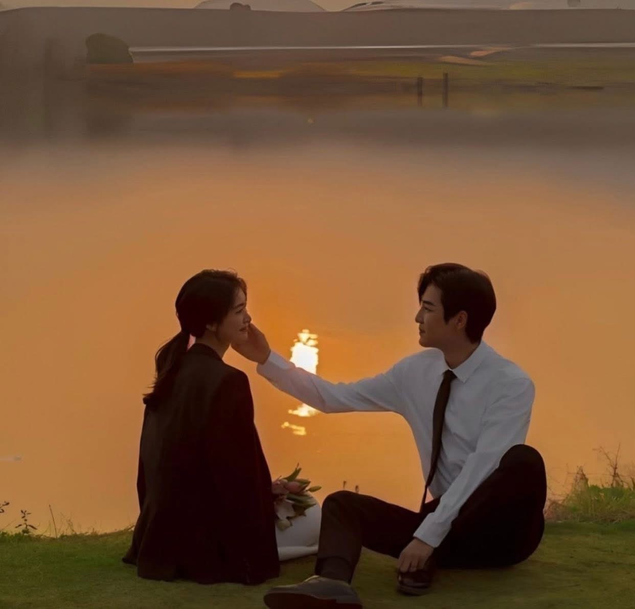 CHỒNG QUA LẠI VỚI THƯ KÝ