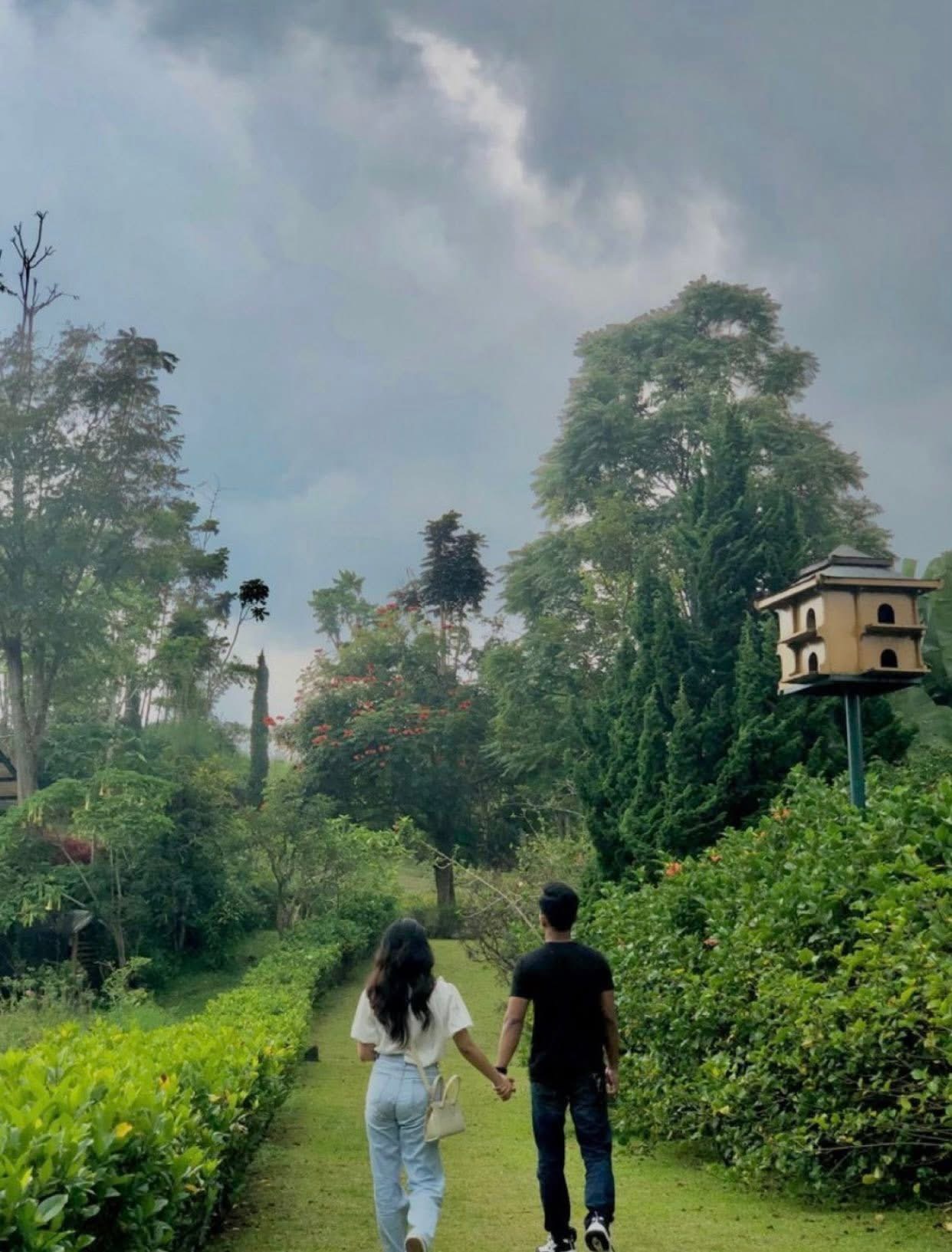 KHÁT VỌNG BAY GIỮA TRỜI XANH