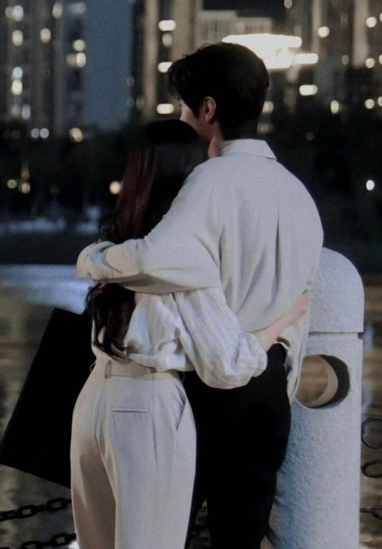 CHỒNG MUỐN LY HÔN GIẢ ĐỂ CƯỚI BẠN THÂN