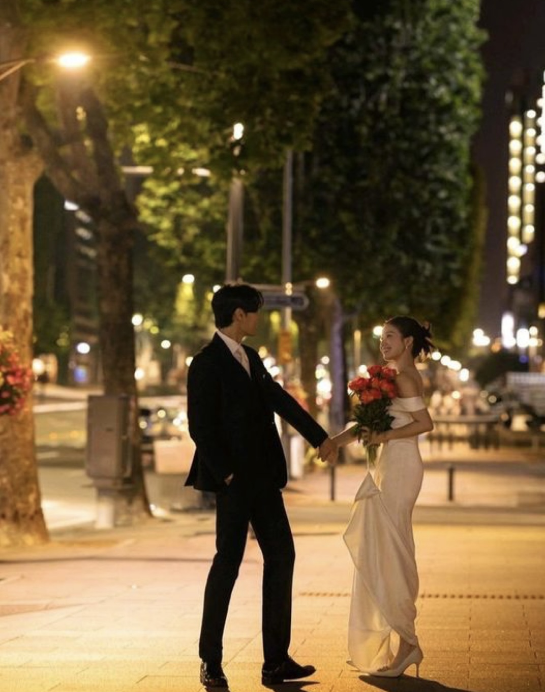 KÝ ỨC HIỆN TẠI BỊ LÃNG QUÊN