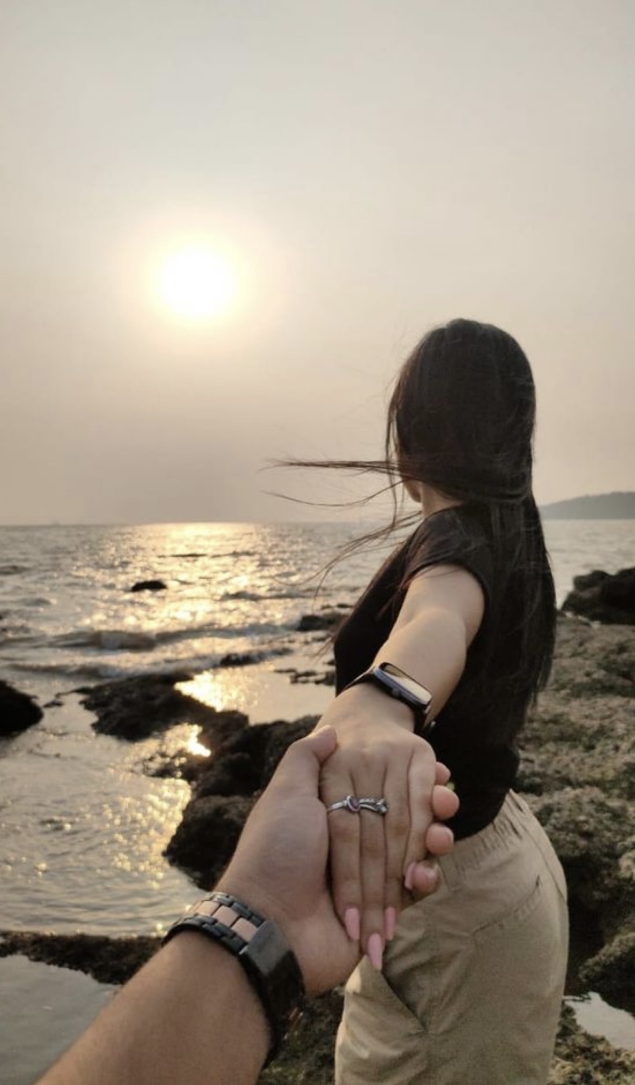 ÁNH NHÌN DỐI TRÁ