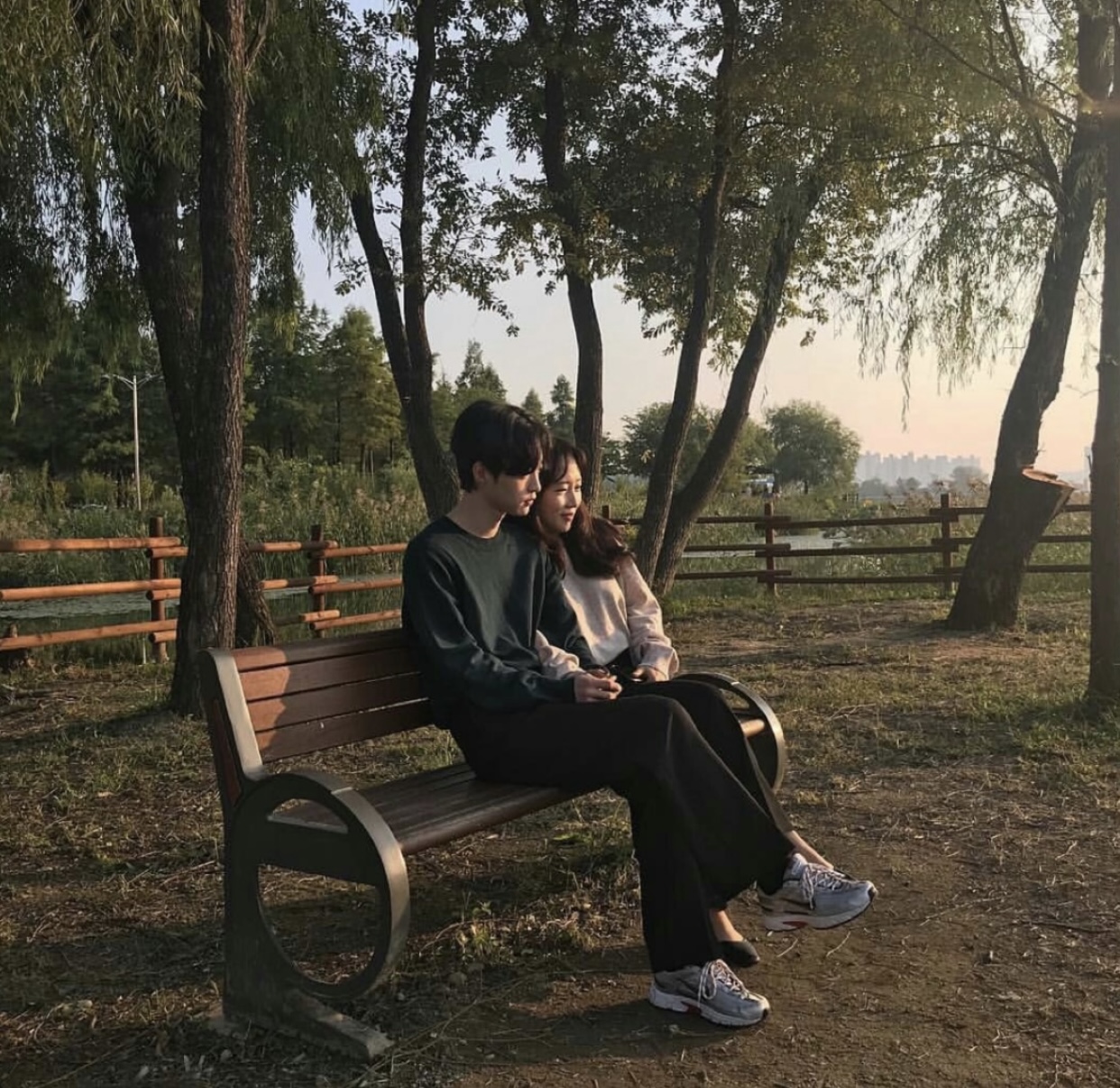 NGƯỜI TỪNG CHỜ ĐỢI