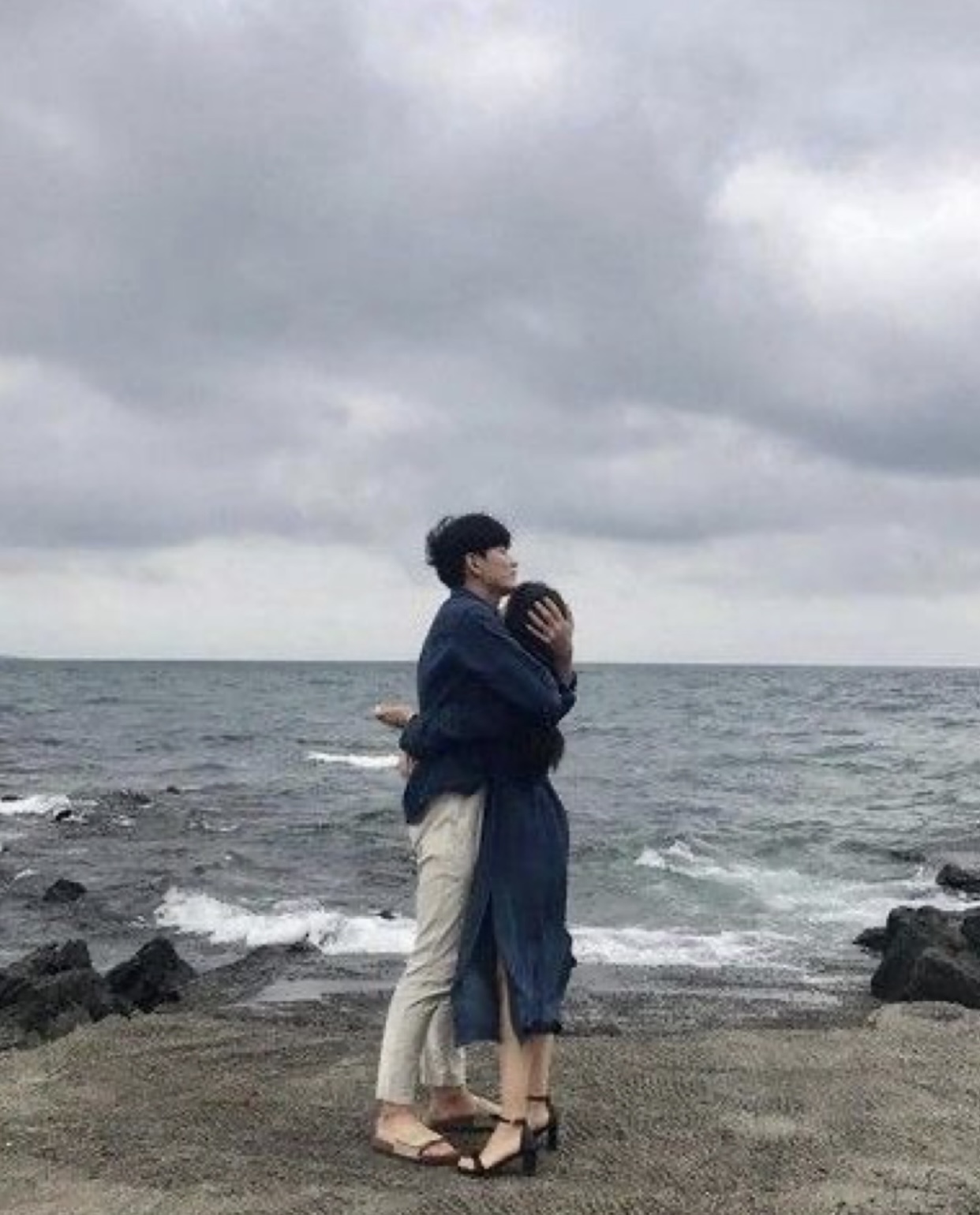 LÃNG QUÊN NƠI GÓC TỐI