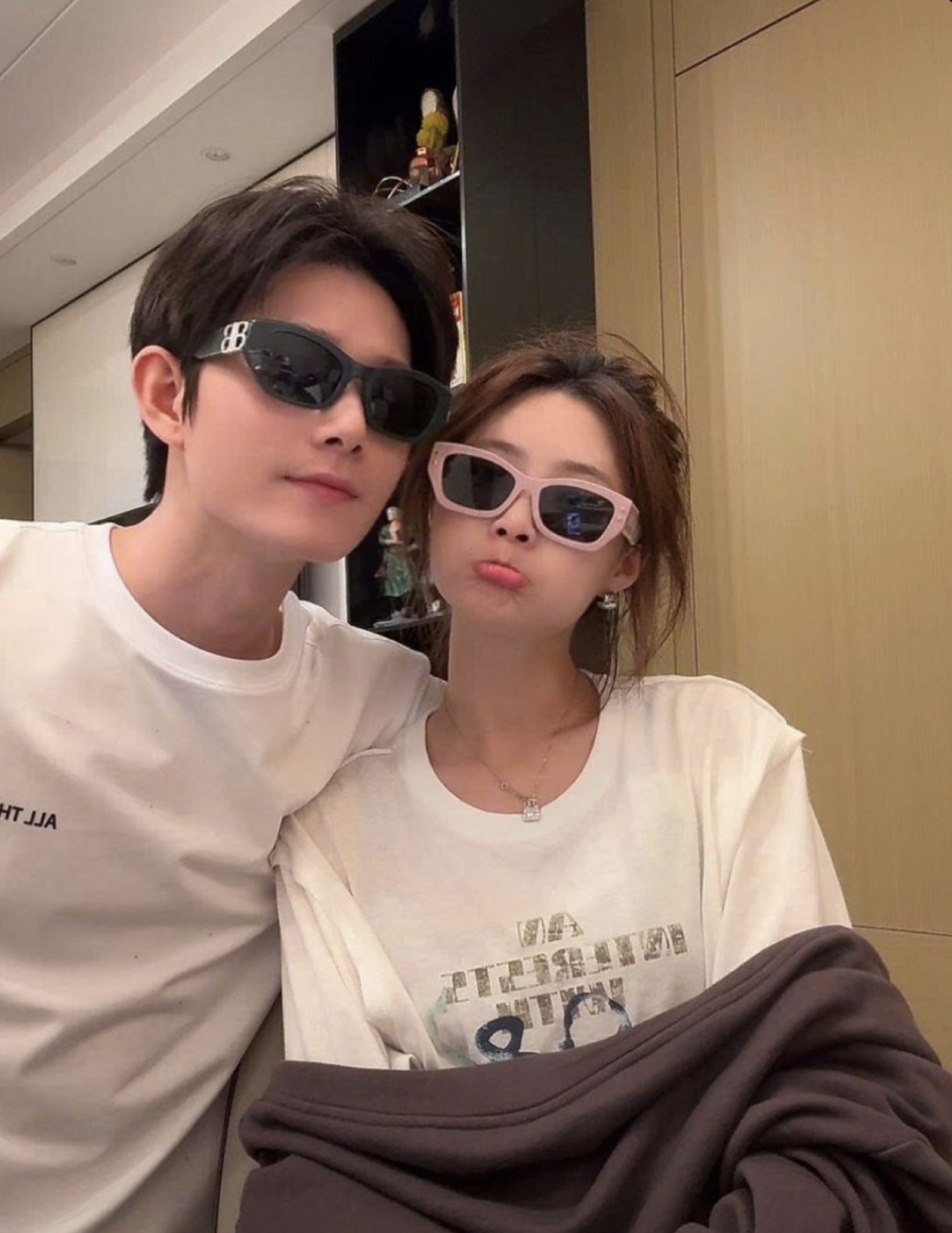 XUYÊN KHÔNG VỀ 7 NĂM SAU