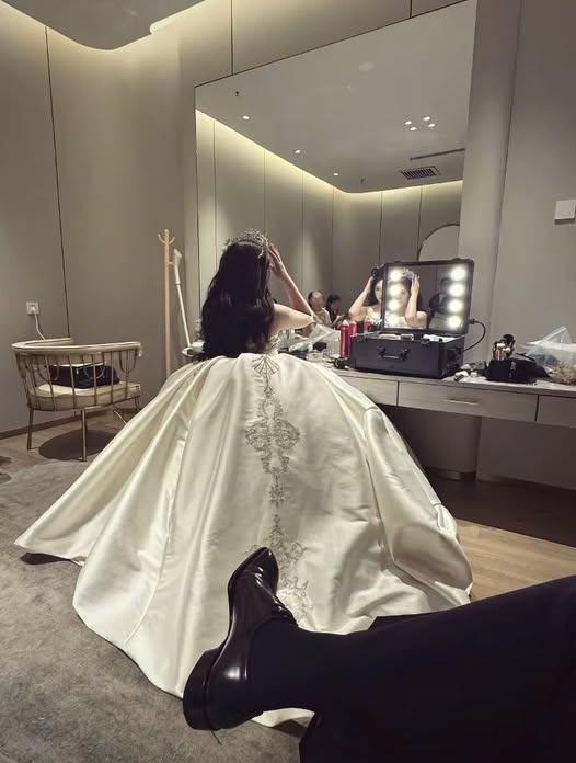 Hủy Hôn Vì Một Tấm Ảnh