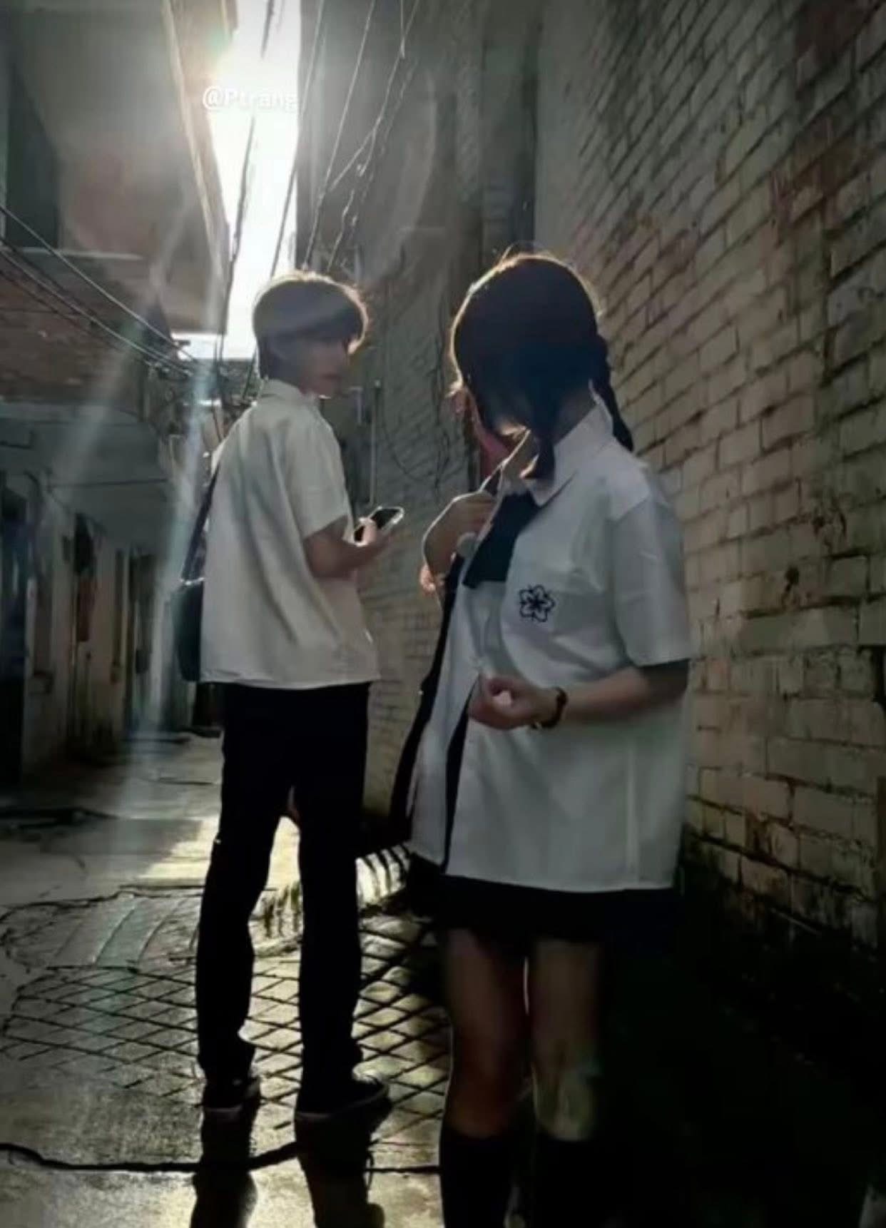 1 TUẦN HÔN 3 LẦN