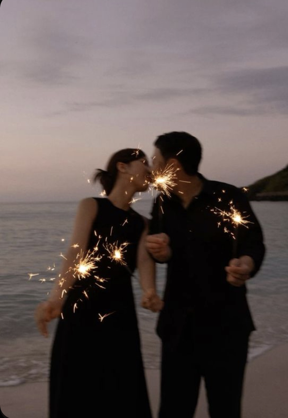 RỜI XA KỶ NGÔN XUYÊN