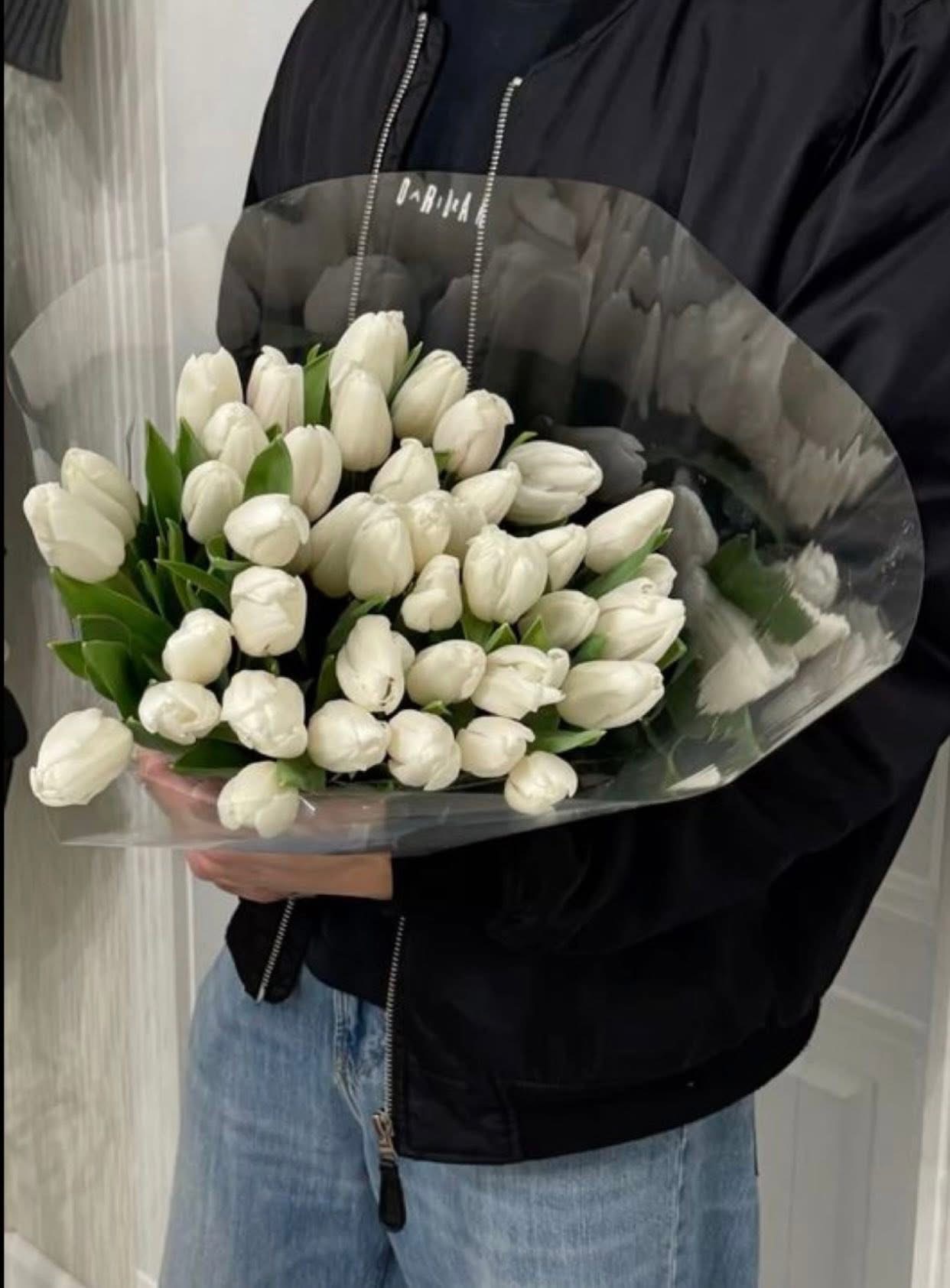 BA NGƯỜI ĐÀN ÔNG