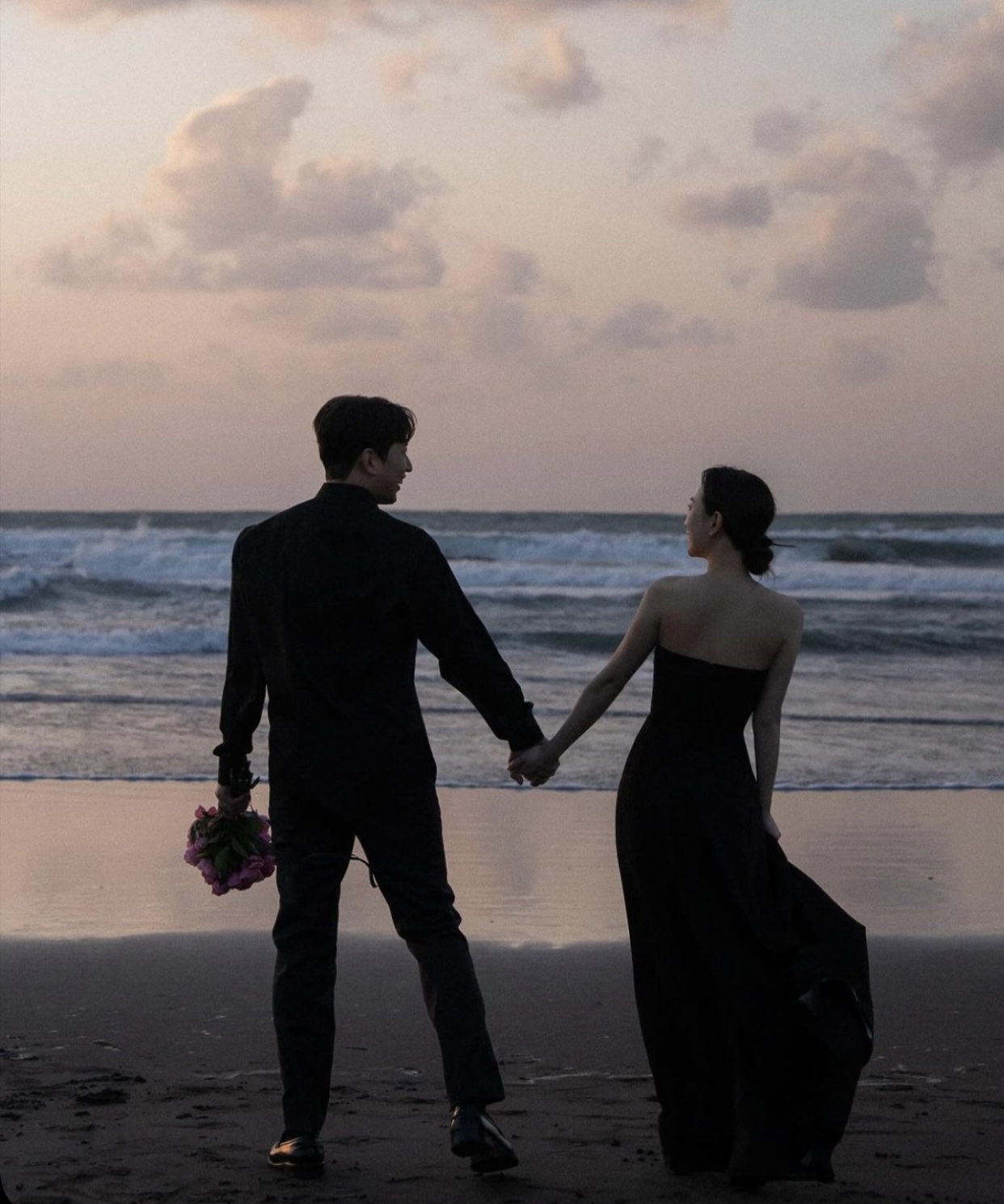 VUN ĐẮP TÌNH YÊU