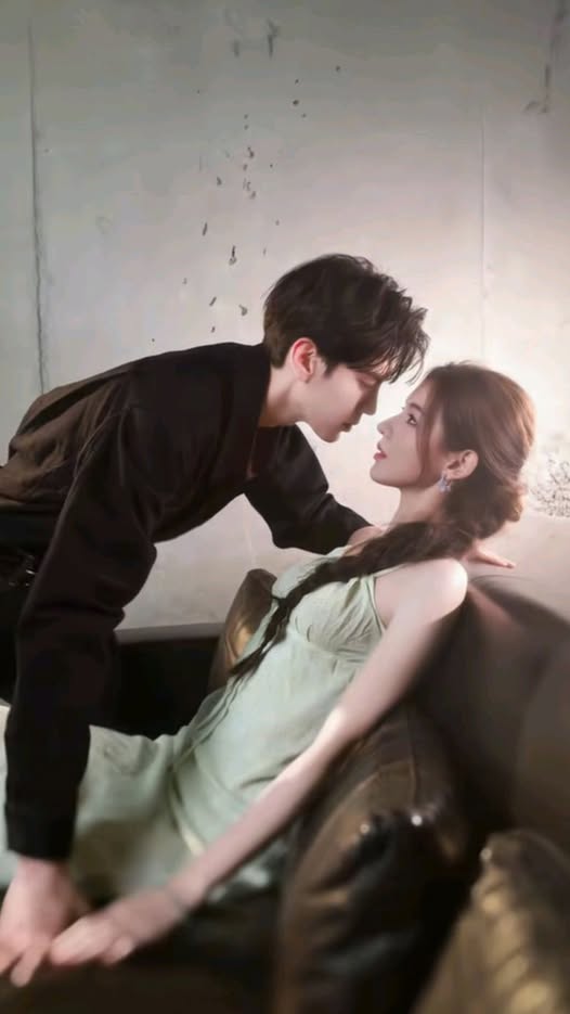 Lừa Ly Hôn, Lại Vớt Phải Chồng Ngốc