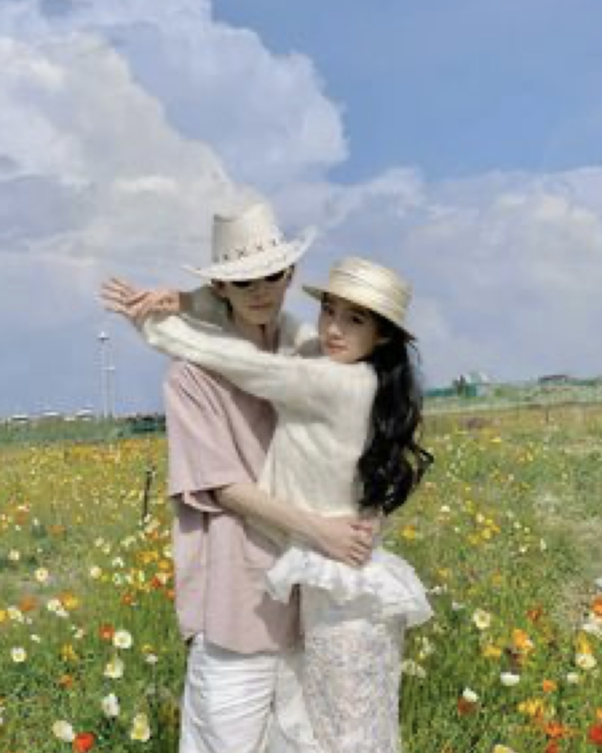 TÔI KẾT HÔN VỚI TỔNG TÀI