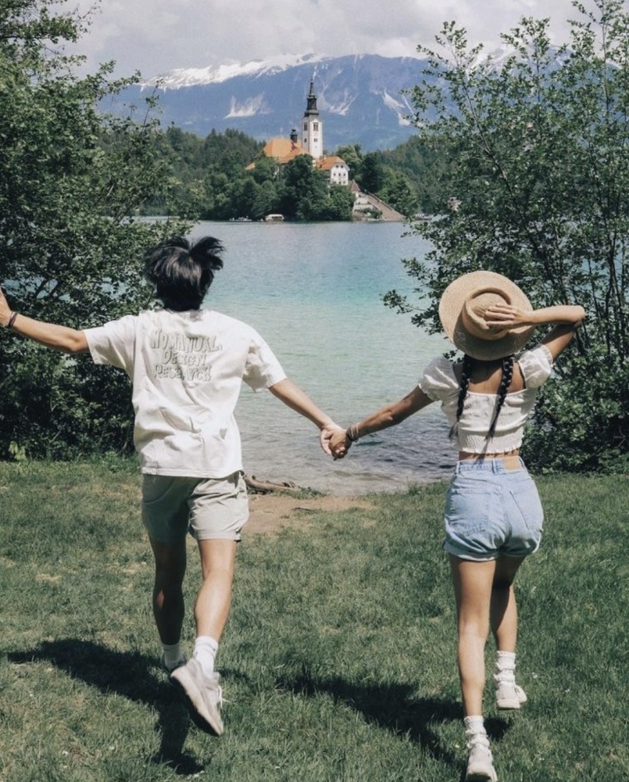 TRÁI TIM LỠ 1 NHỊP