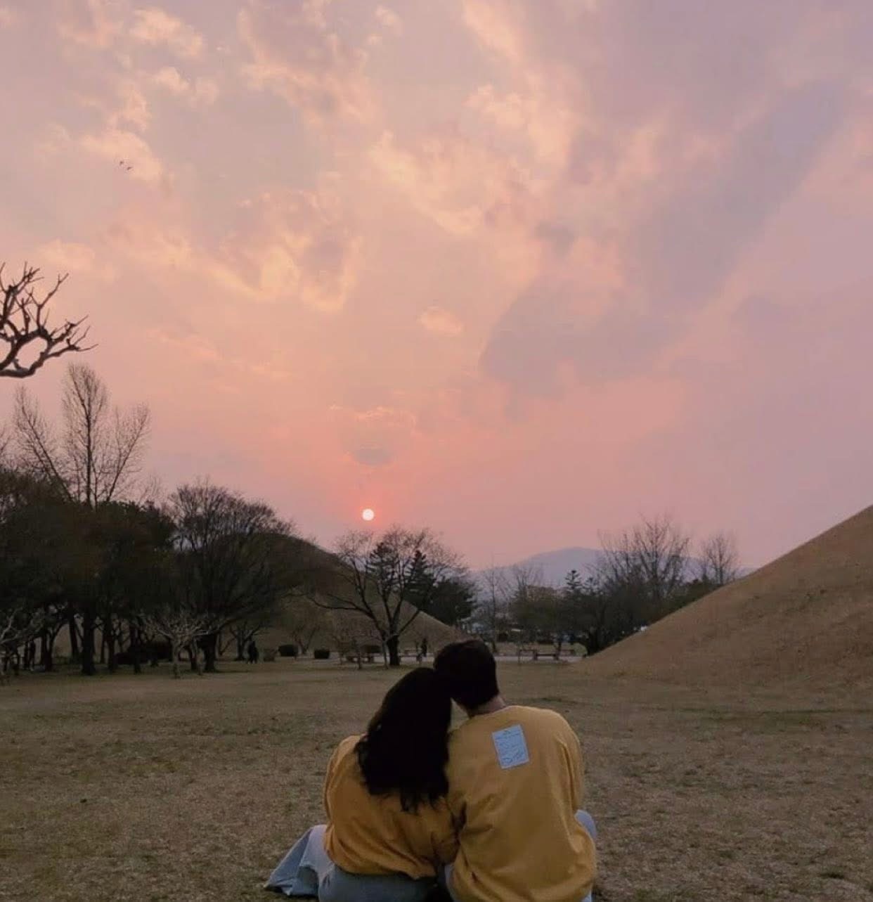 GIẤC MỘNG TAN THÀNH MẤY KHÓI