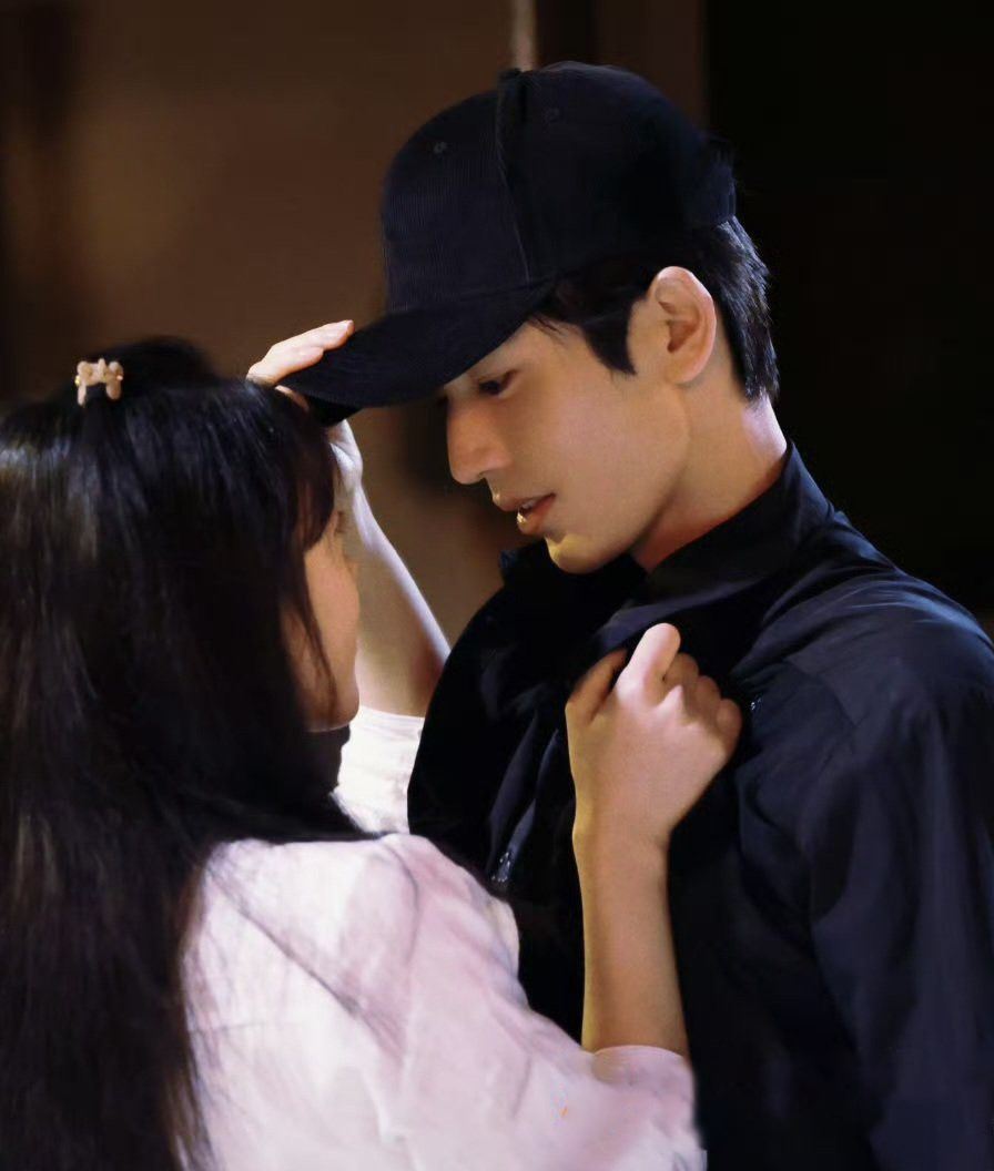 Bản Sao Nhí Đem Tôi Đến Gần Anh Thêm Một Lần Nữa