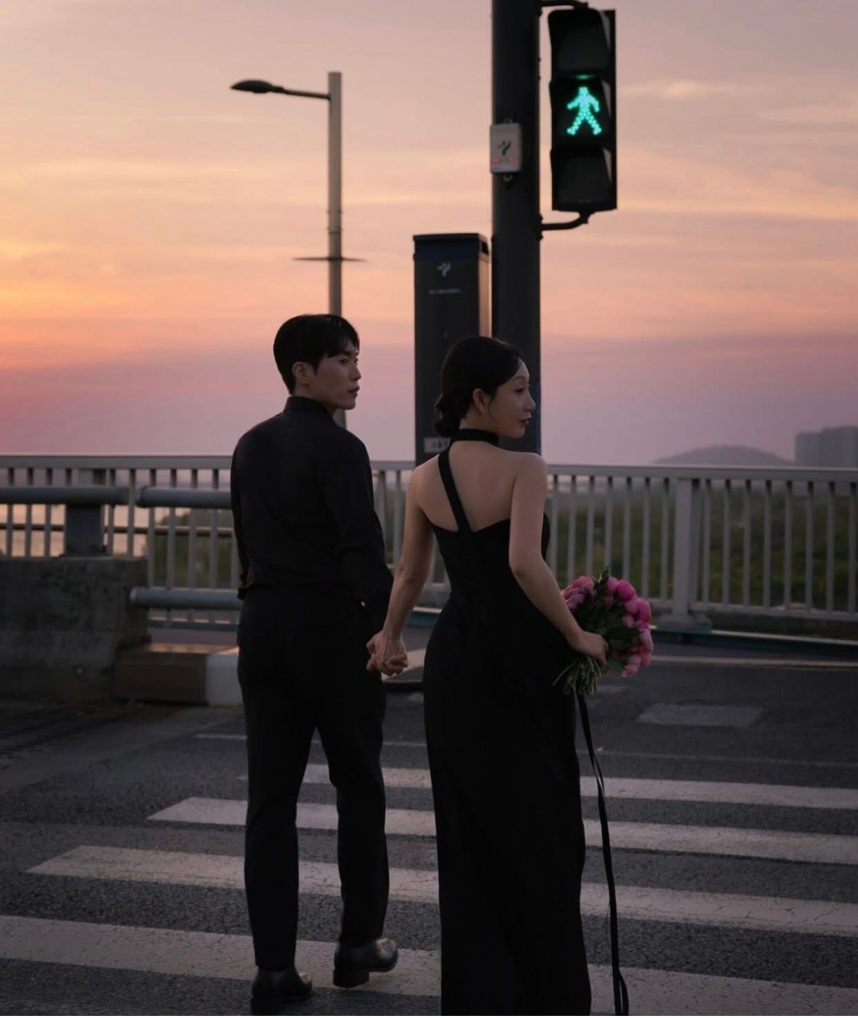 TÌNH CẢM 2 NĂM RẠN NỨT