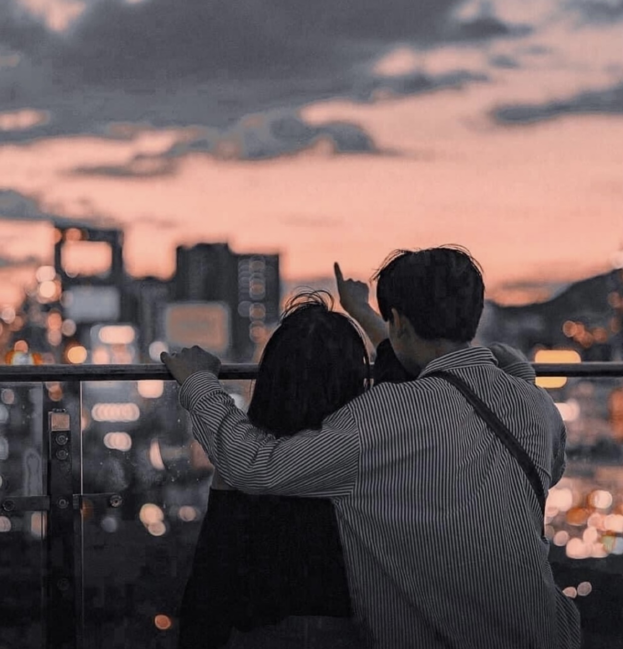 GẶP LẠI CHỒNG CŨ TRONG LỄ TRAO GIẢI KHOA HỌC