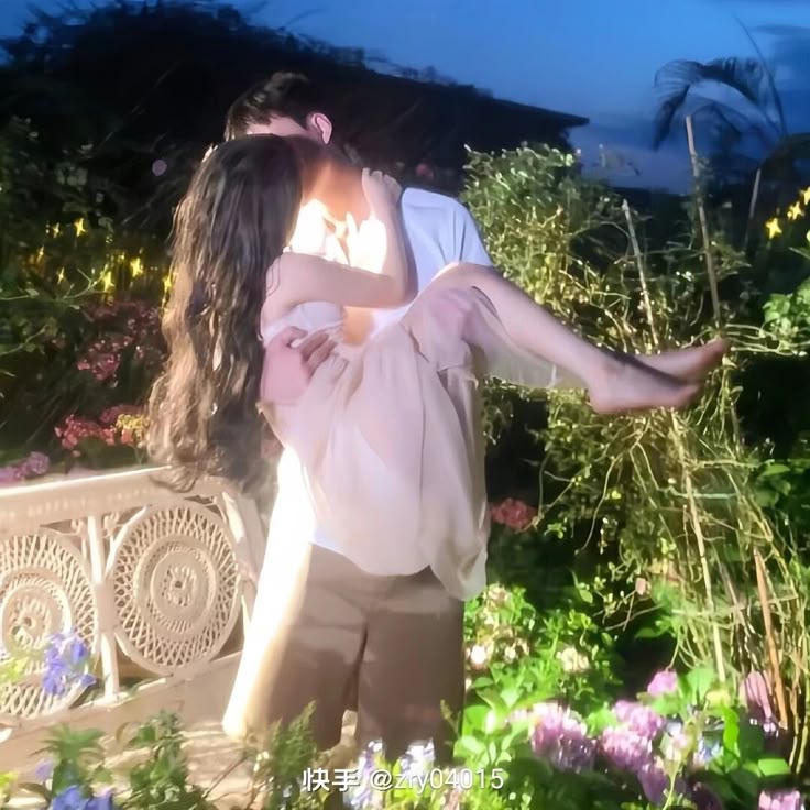 TẠM BIỆT THIẾU GIA GIẢ NGHÈO